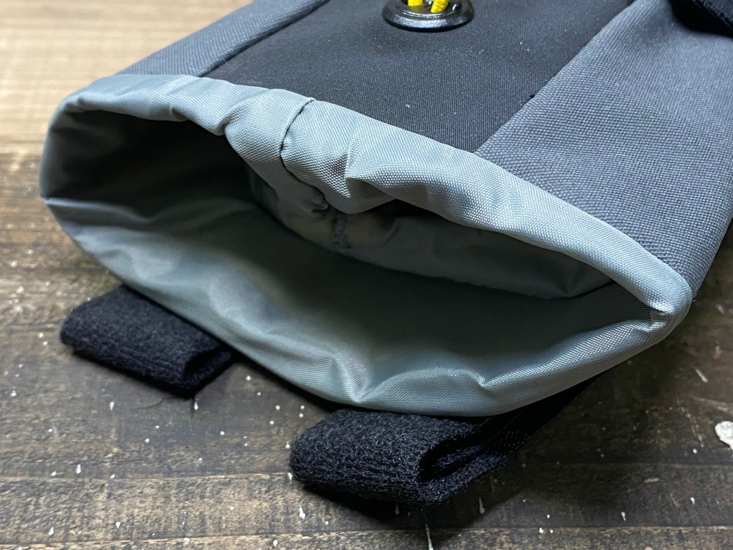 IM698 アピデュラ APIDURA バックカントリー フードポーチ プラス 1.2L+