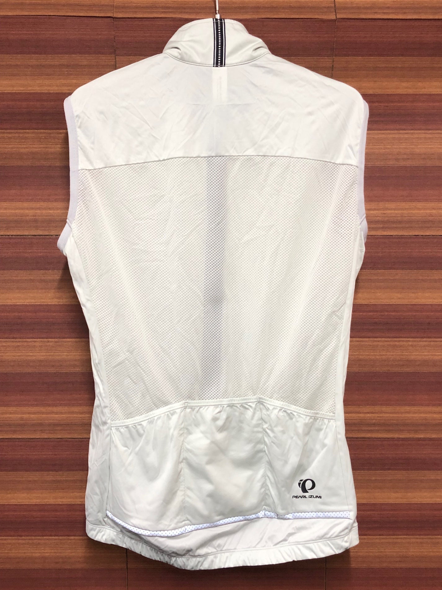 IQ693 パールイズミ PEARL iZUMi ジレ サイクルベスト 白 L