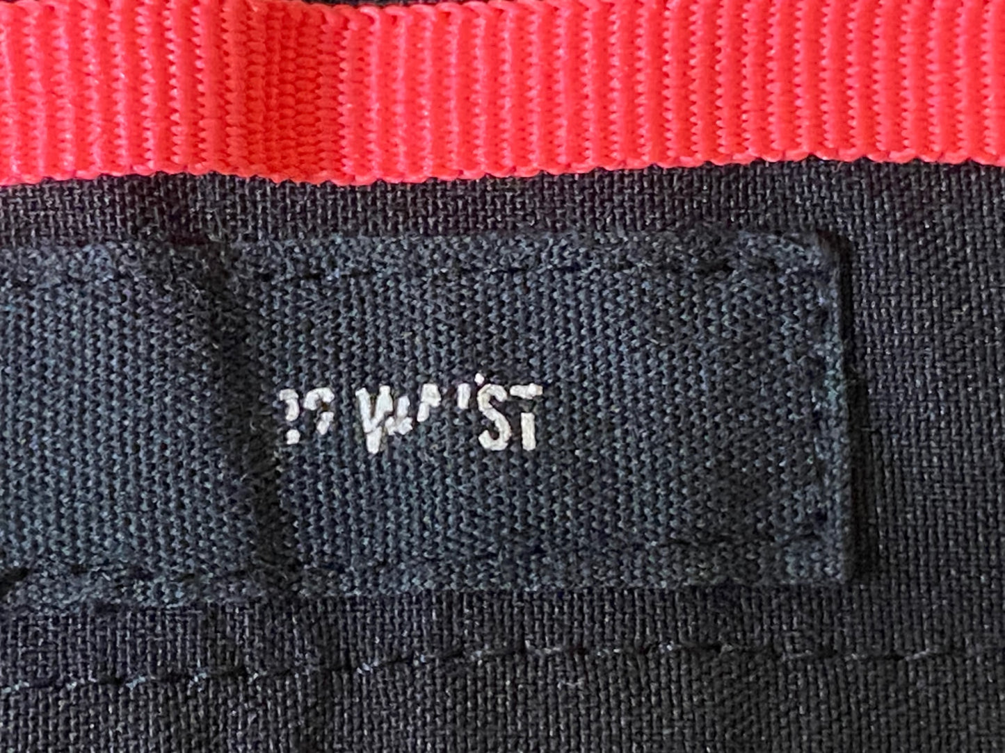 IY742 ラファ Rapha RANDONNEE SHORTS ハーフパンツ 黒 サイズ不明