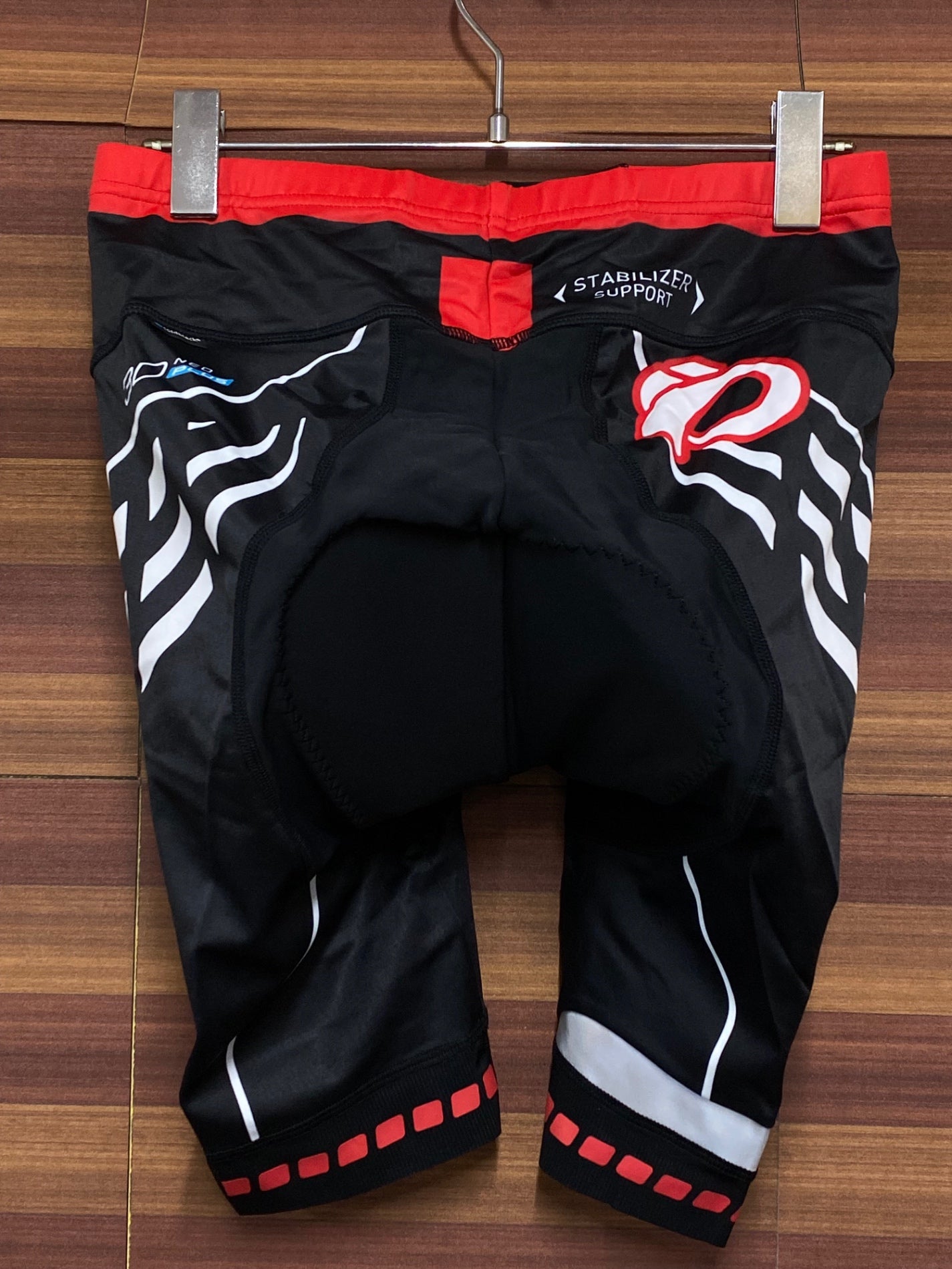 IN103 パールイズミ PEARL iZUMi プレミアム レーサーパンツ XL 黒赤白