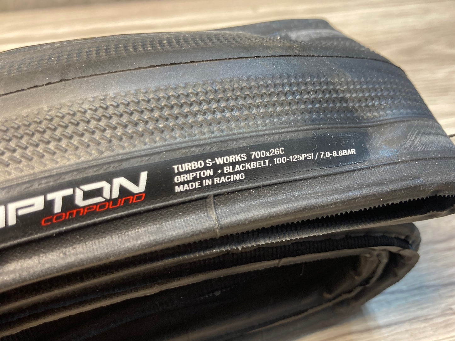 IX070 スペシャライズド Specialized S-WORKS Turbo Gripton クリンチャータイヤ 700x26C ペア