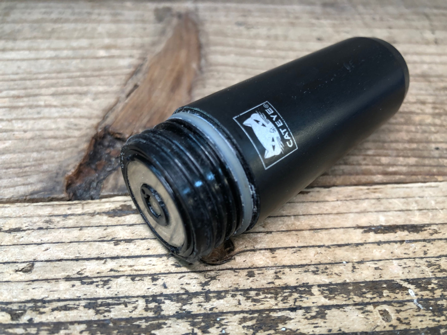 JA665 キャットアイ CATEYE VOLTシリーズ用バッテリー BA-2.2 充電クレードルセット