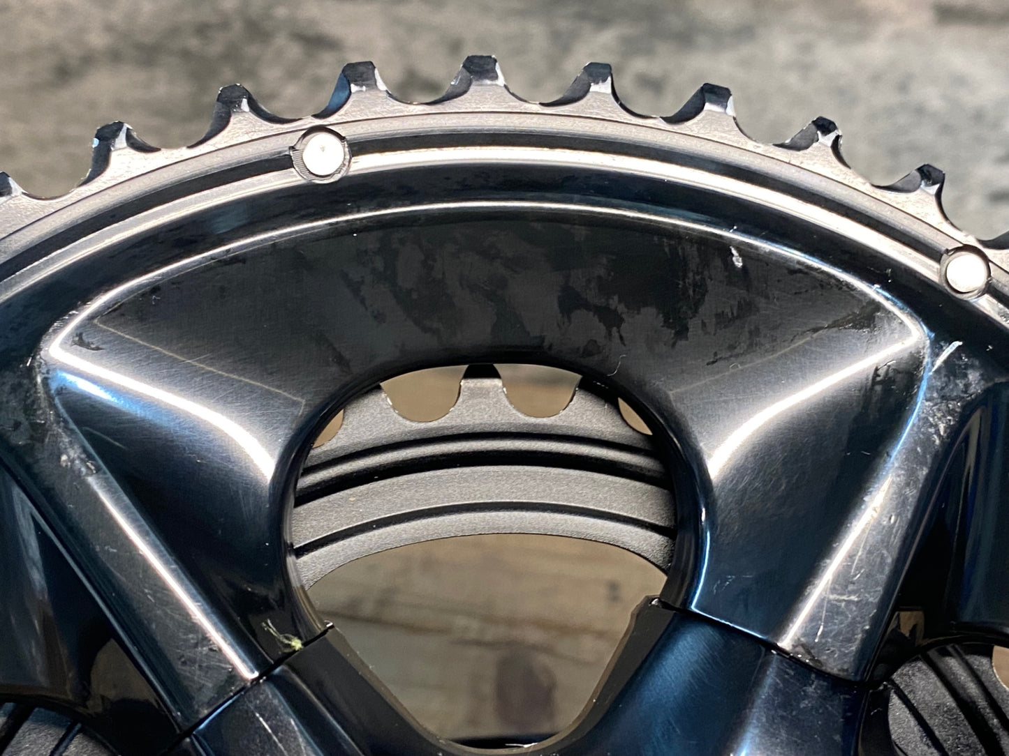 JC740 シマノ SHIMANO 105 FC-R7100 クランクセット 172.5mm 50/34T ※固定ボルト欠品