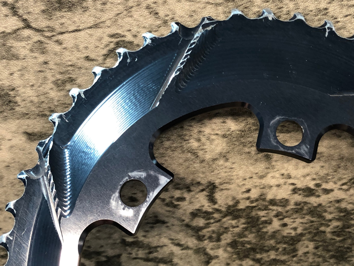 IQ465 アブソリュートブラック ABSOLUTE BLACK OVAL アウターチェーンリング 50T