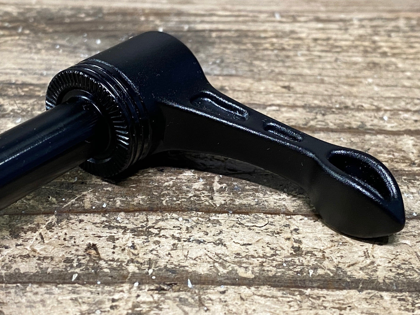 IW262 KCNC クイック&イージー スルーアクスル スキュワー QUICK&EASY リア 12x148mm