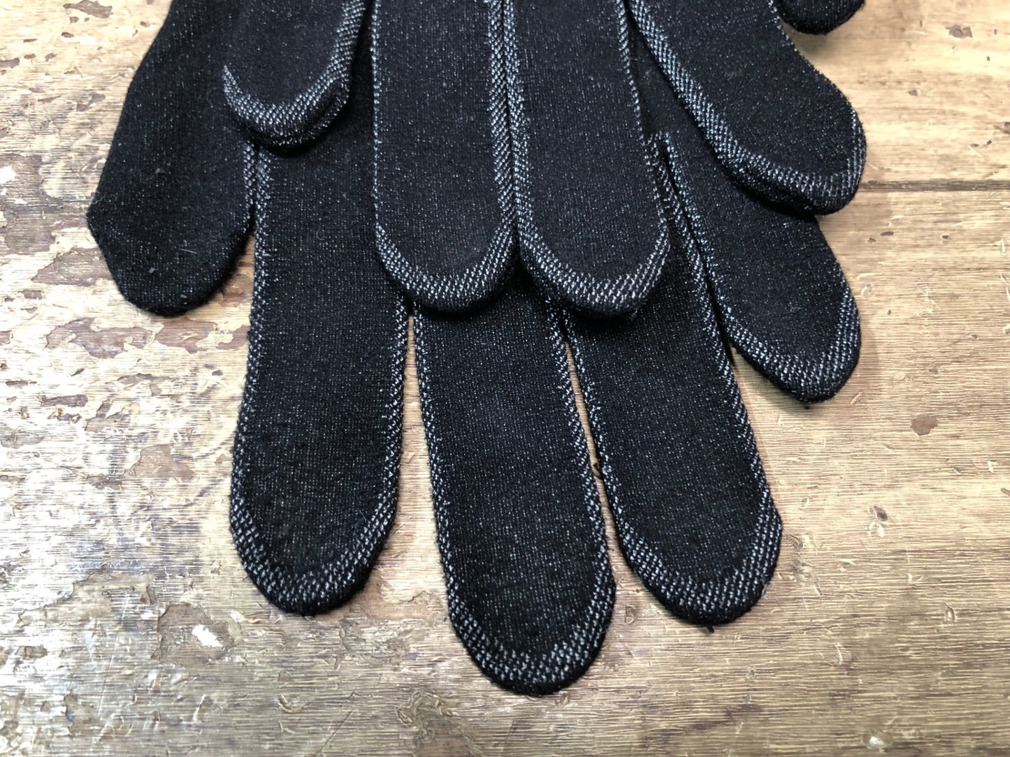 IM061 アソス assos SPRING FALL LINER GLOVES インナーグローブ 黒