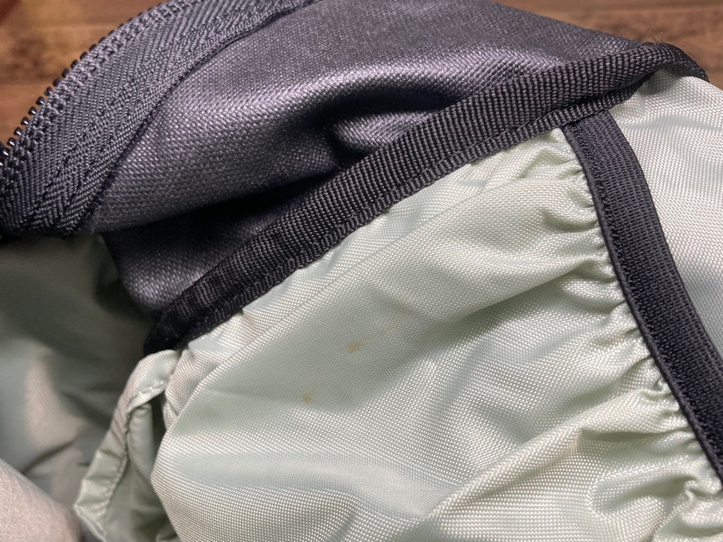 IN957 BACH BACKPACKS TRACKMAN27+ リュック バックパック 黒