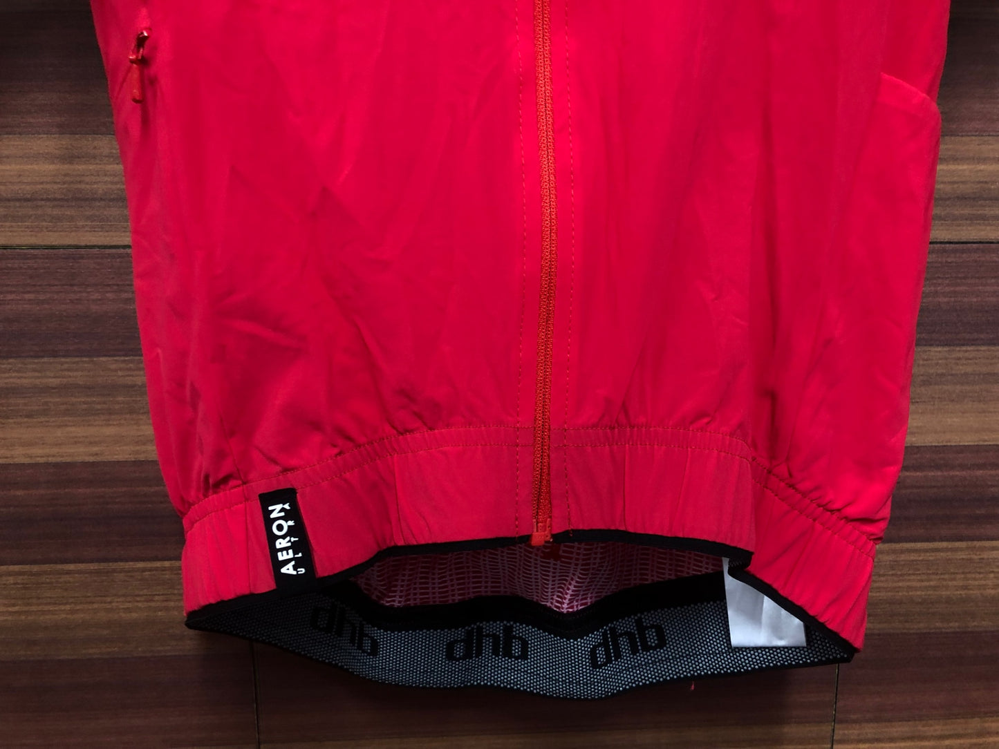 IU231 dhb AERON ULTRA 半袖 サイクルジャージ 赤 XS