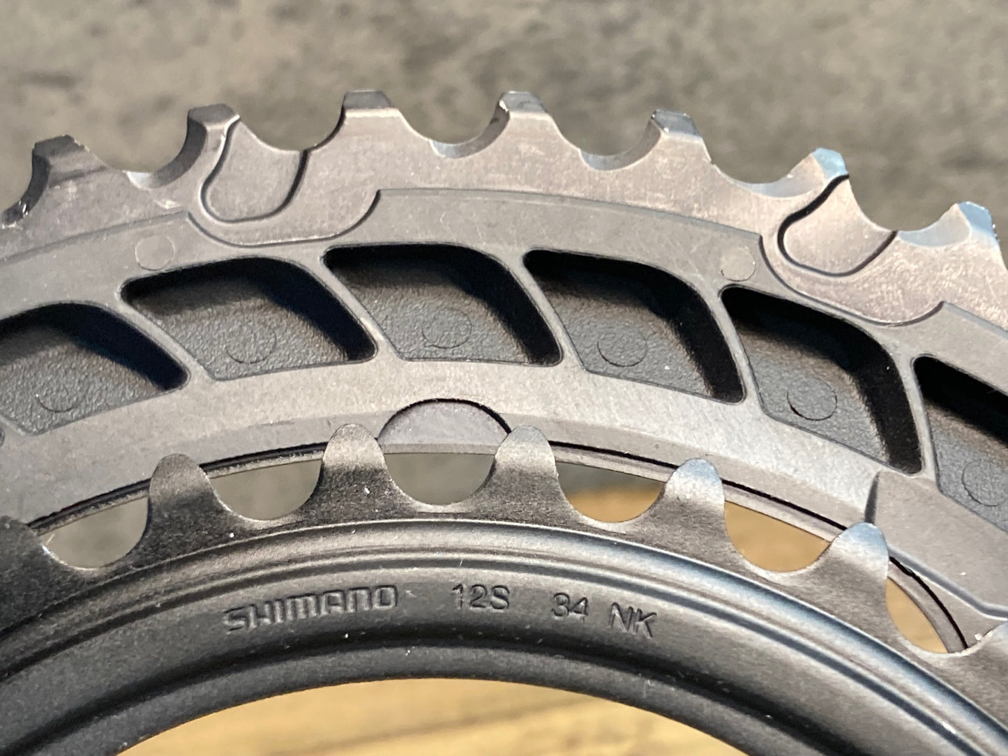 IL256 シマノ SHIMANO 105 FC-R7100 クランクセット 50/34T 12S