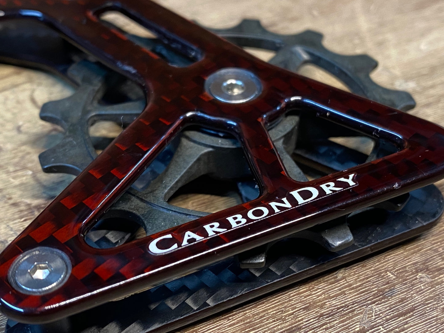 HY339 カーボンドライジャパン CarbonDryJapan BIG PULLEY KIT V3 ビッグプーリー レッド 12/15T シマノR91xx/R80xxSS対応