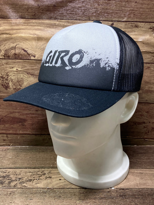 IN946 ジロ GIRO キャップ 黒 UNIVERSAL FIT