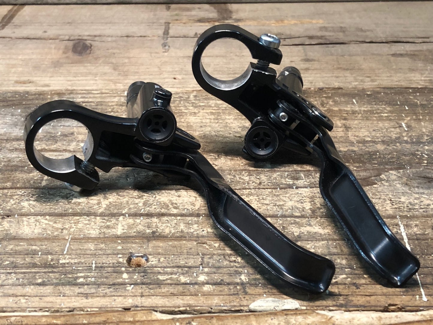 IT429 シマノ SHIMANO BL-MT200 ブレーキレバー セット 油圧 Φ22.2