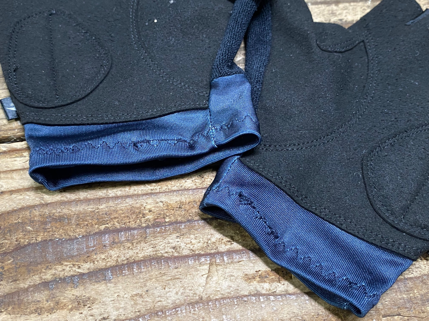 IW368 ルコックスポルティフ le coq sportif 指切 サイクルグローブ 紺 M