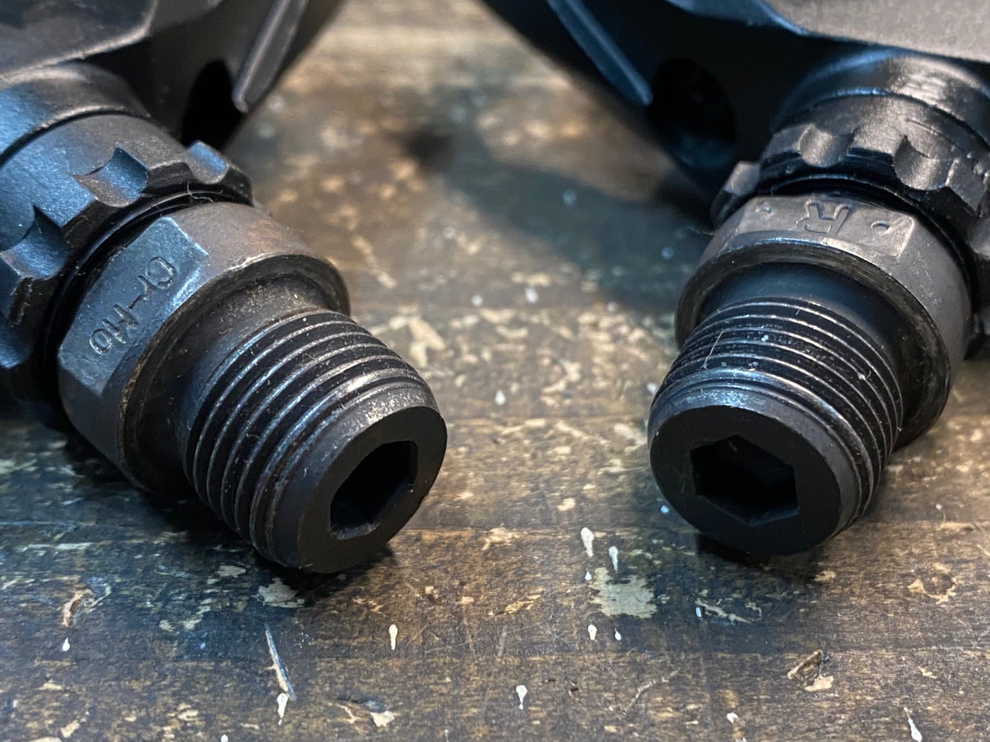 IW134 シマノ SHIMANO PD-M530 ビンディングペダル SPD