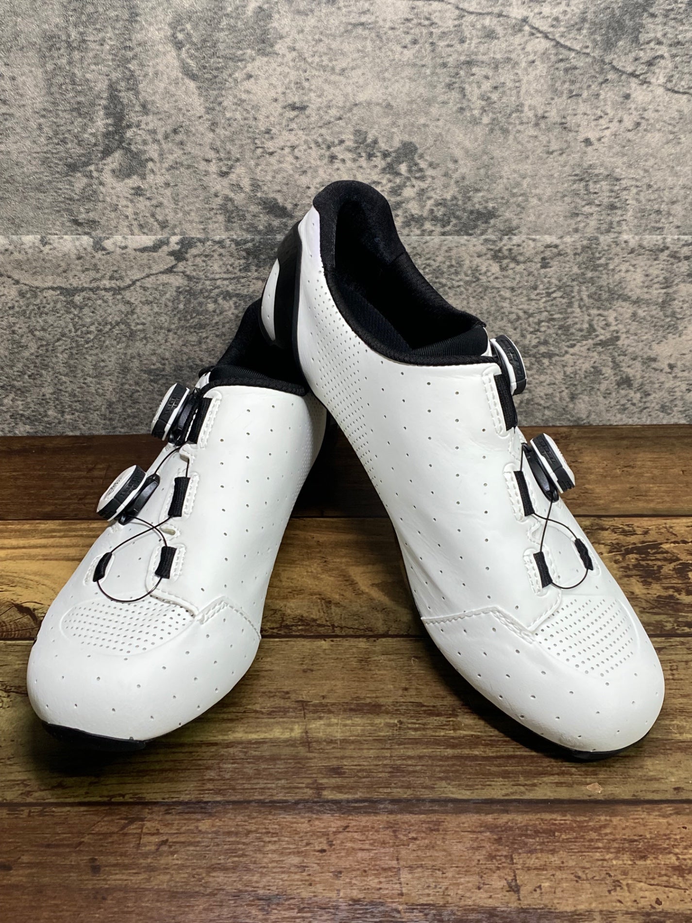 ビンディングシューズ – BICI AMORE EQ STORE
