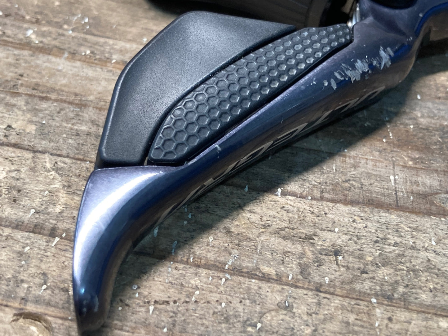 IQ801 シマノ SHIMANO アルテグラ ULTEGRA ST-R8070 右 STIレバー 電動 Di2 油圧 動作確認済 ※ボディひび割れジャンク