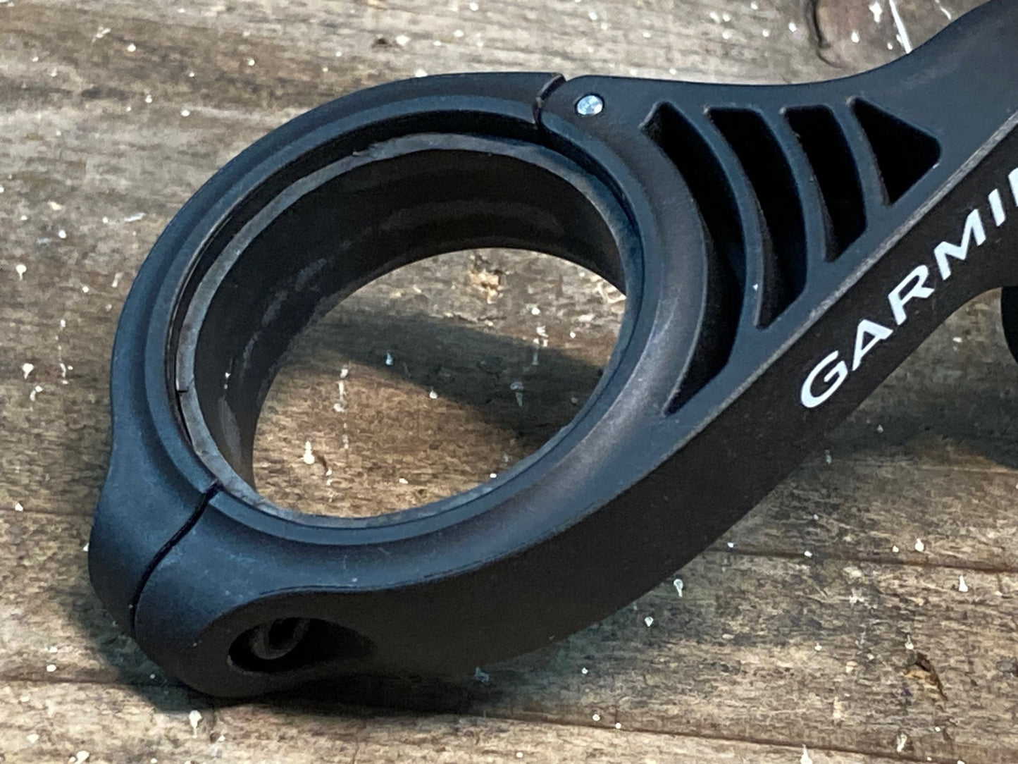 IN667 ガーミン Garmin アウトフロントマウント Φ31.8