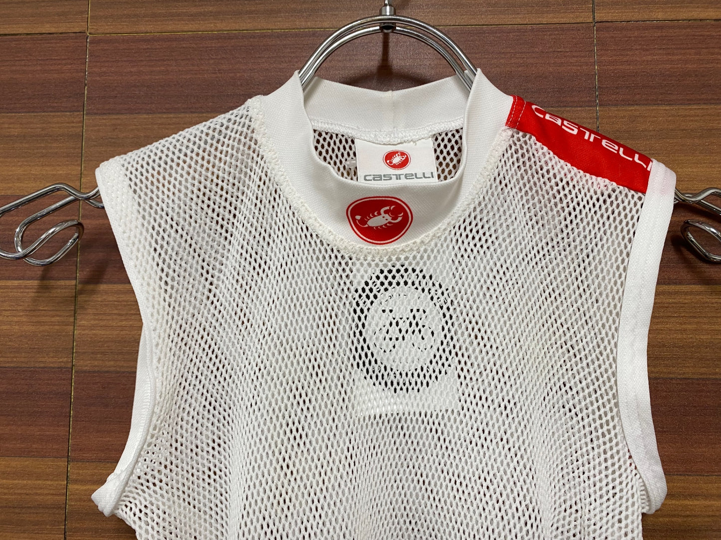 IH236 カステリ CASTELLI メッシュ ベースレイヤー 白 S/M