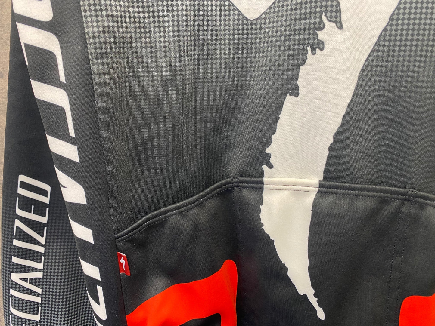 IZ308 スペシャライズド SPECIALIZED 防風 裏起毛 長袖 サイクルジャケット 黒 S