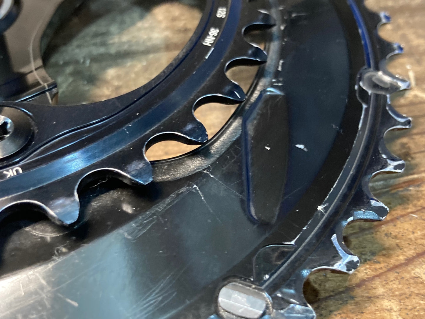 IN035 シマノ SHIMANO デュラエース DURA-ACE FC-R9200 クランクセット 52/36T 167.5mm ※スレ、傷