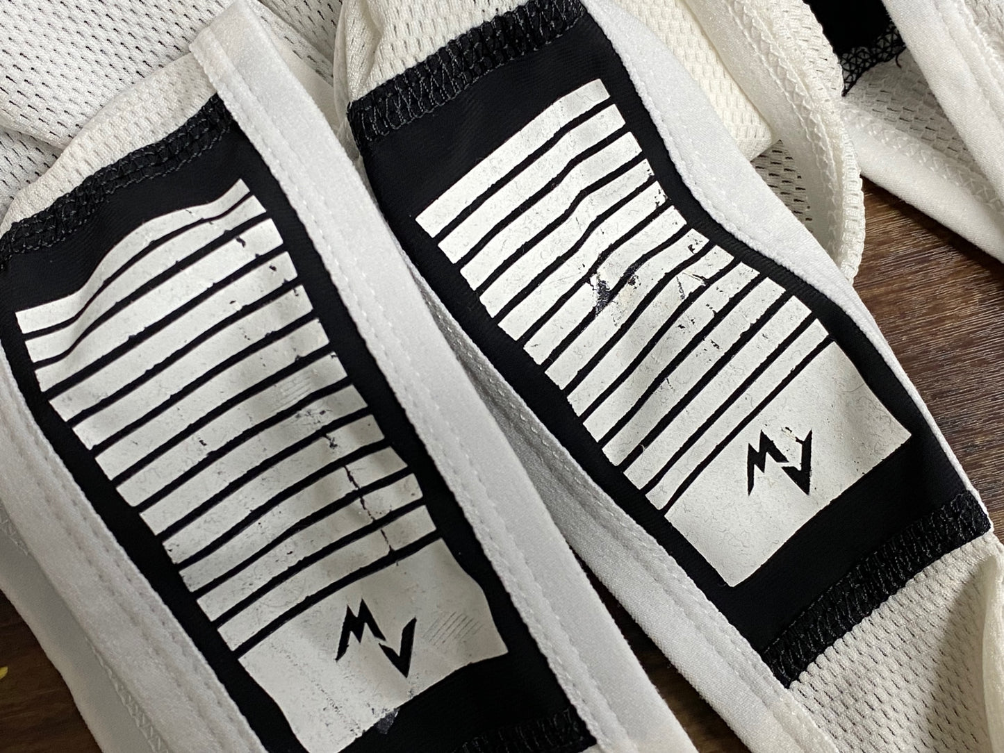 JB587 モルベロ MORVELO ビブショーツ 黒 S