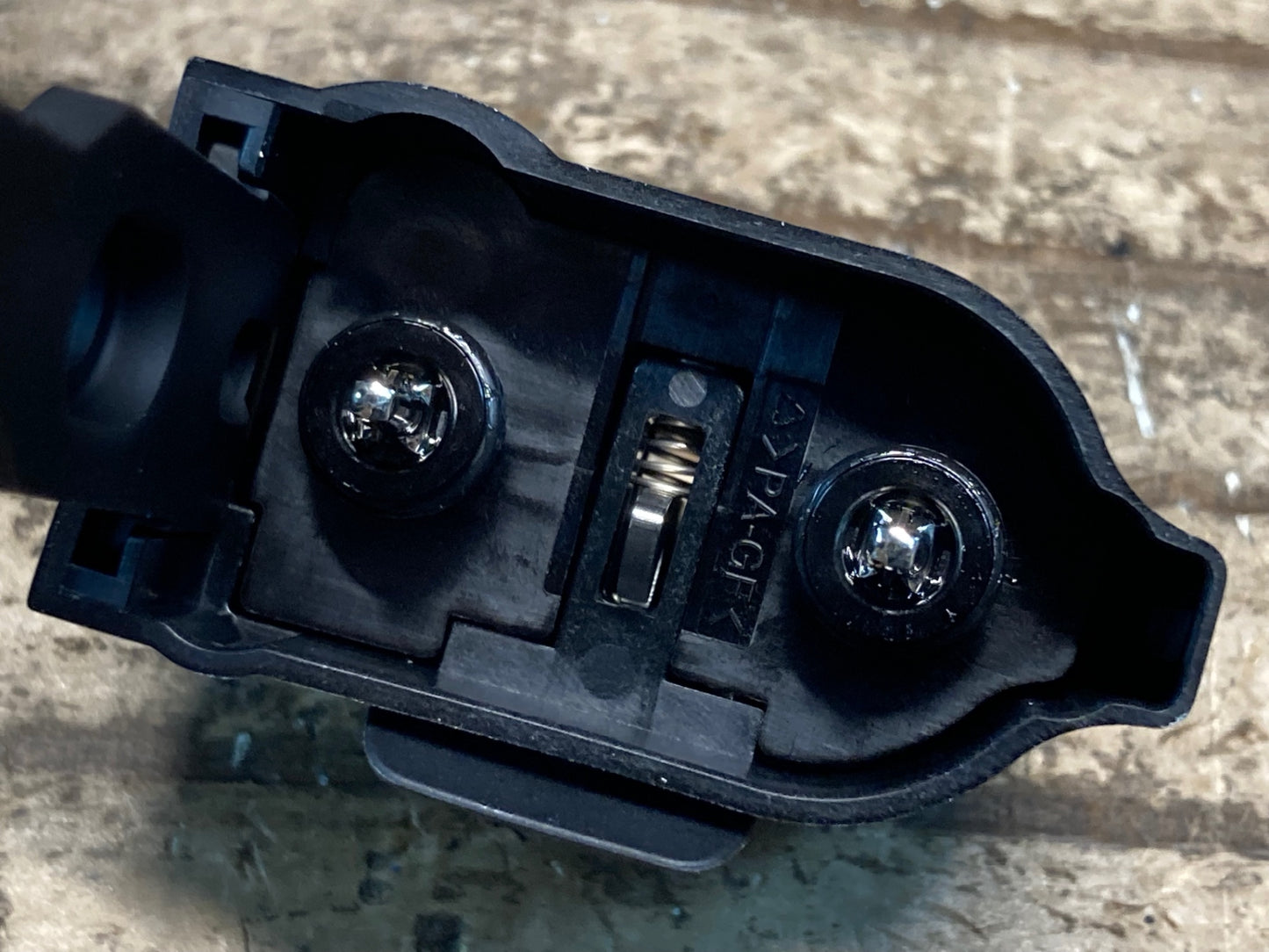 IK873 シマノ SHIMANO BM-DN100-S 16mm バッテリーマウント