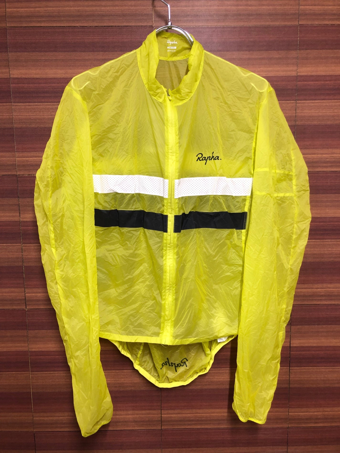 IJ426 ラファ Rapha BREVET FLYWEIGHT WIND JACKET 長袖 ウィンドブレイカー ネオンイエロー M