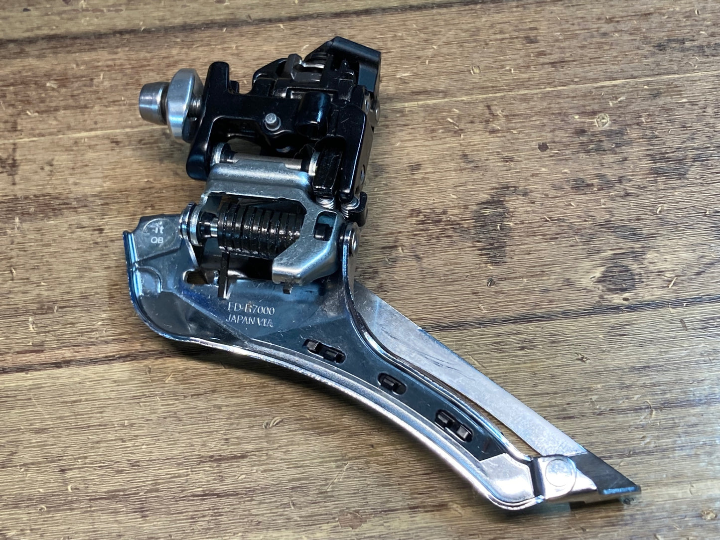 IP549 シマノ SHIMANO 105 FD-R7000 フロントディレイラー 直付け