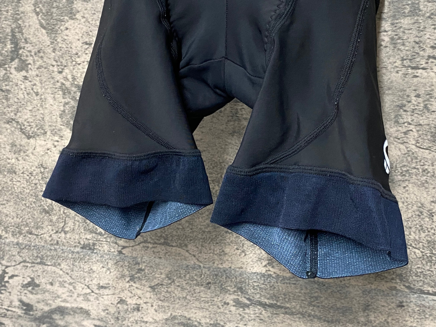 JC910 パールイズミ PEARL iZUMi ビブショーツ 黒 M