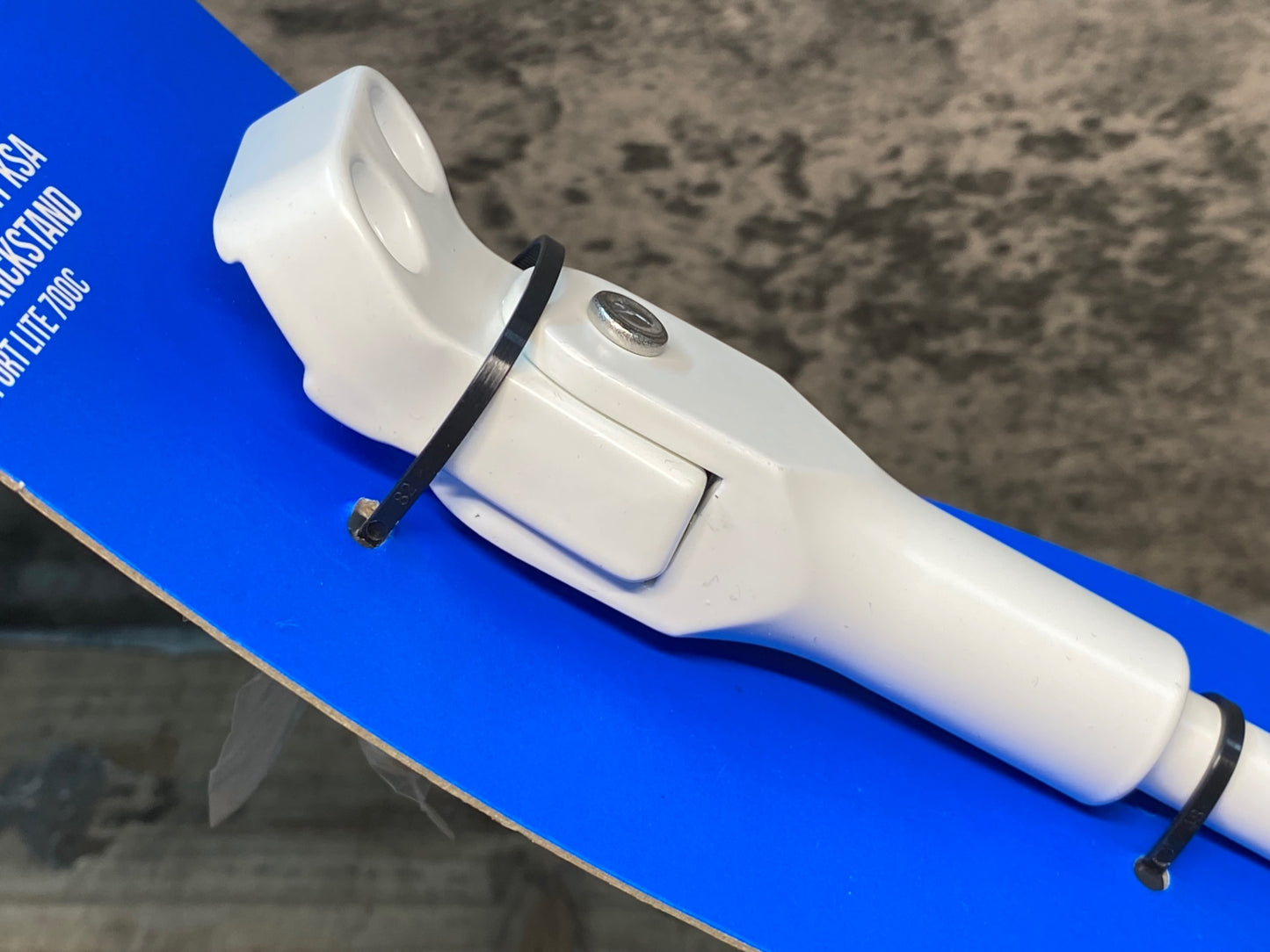 IV985 ジャイアント GIANT DIRECT MOUNT KSA 18mm KICK STAND SPORT LITE 700C キックスタンド