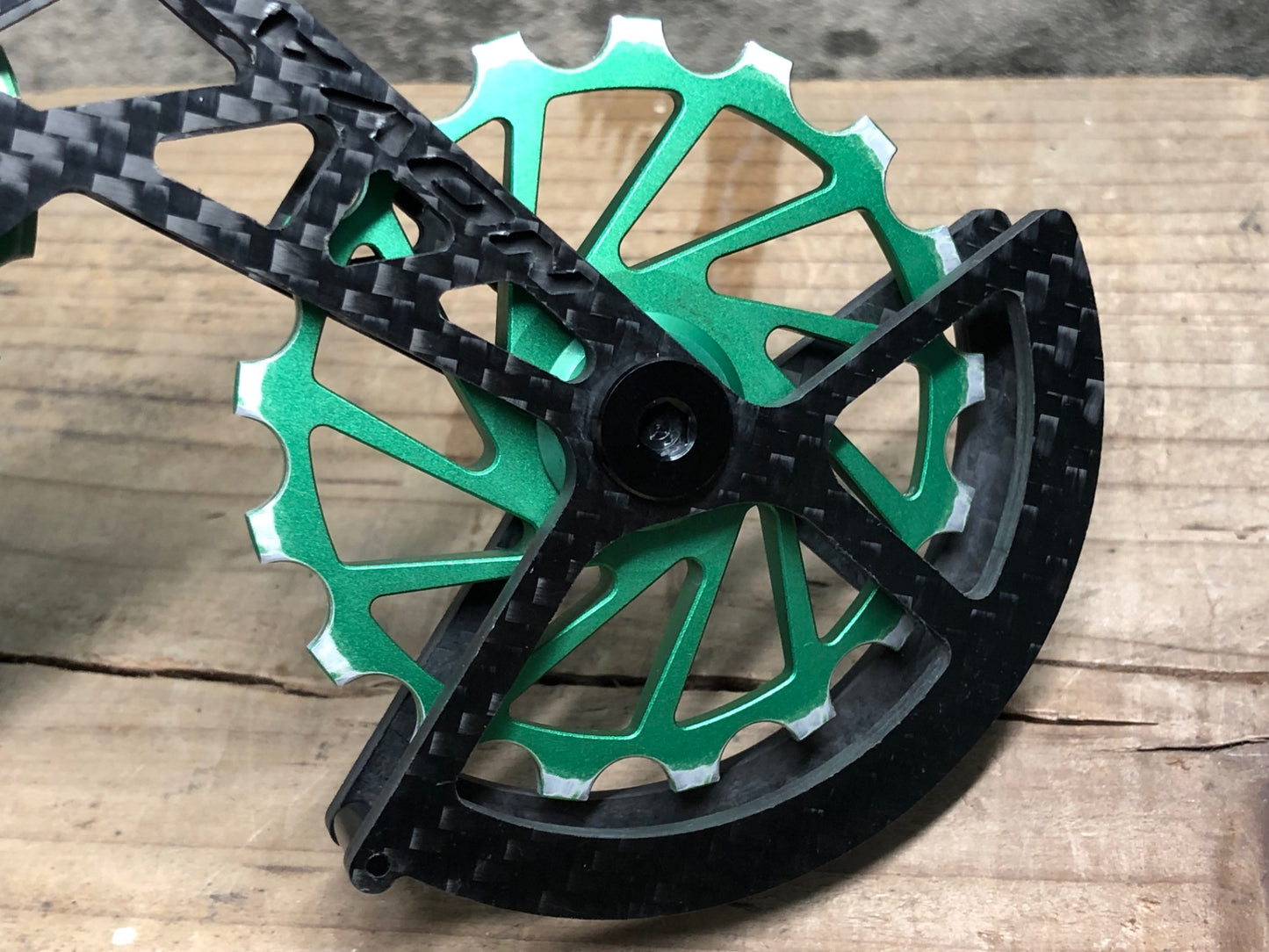 IQ468 ノヴァライド NOVA RIDE ビッグプーリー 3Kカーボン セラミック 14/17T 緑 シマノ12s対応 R8100,R8150,R9200,R9250