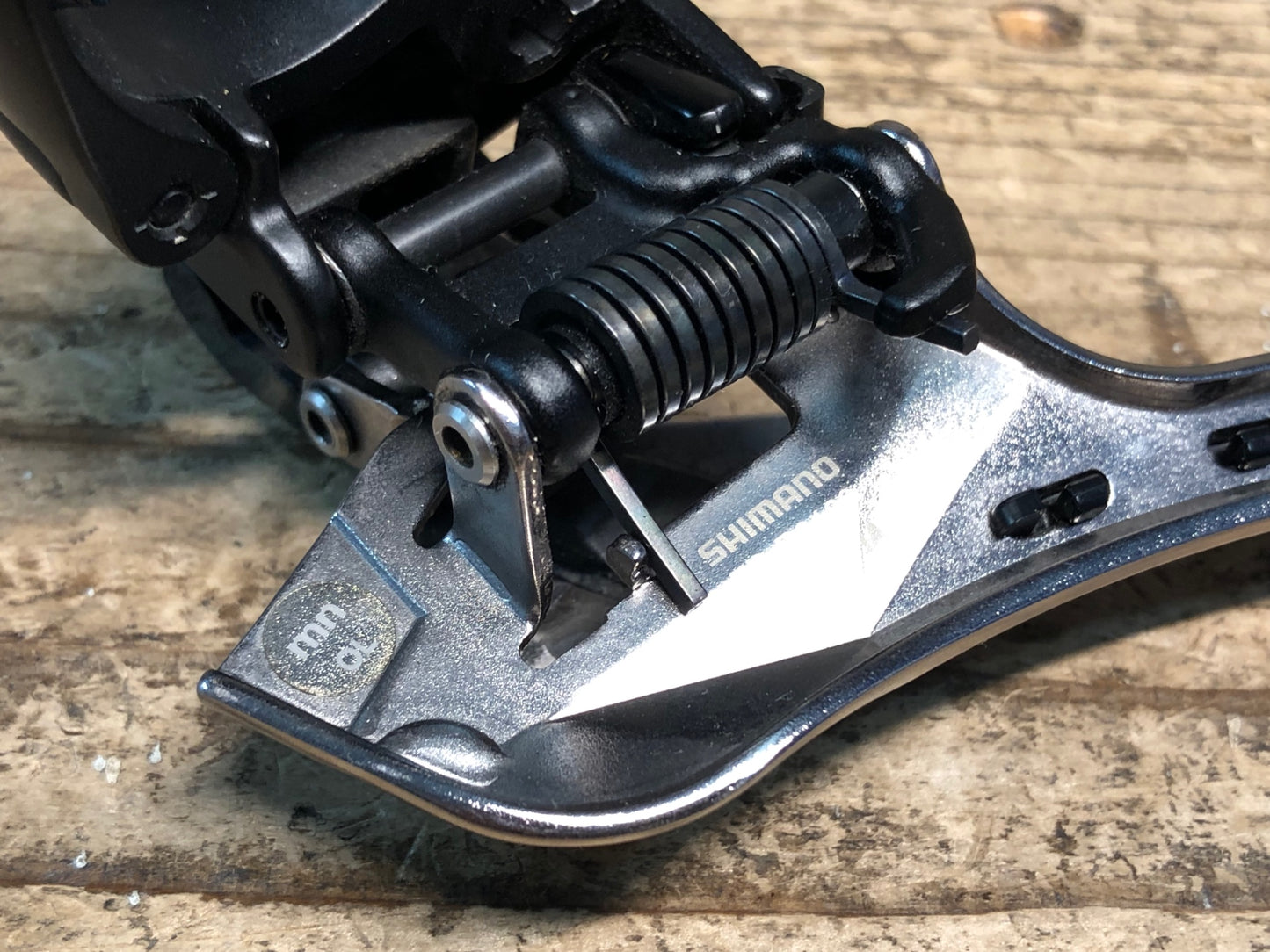 IZ970 シマノ SHIMANO デュラエース DURA-ACE FD-R9100 フロントディレイラー バンド式 Φ31.8