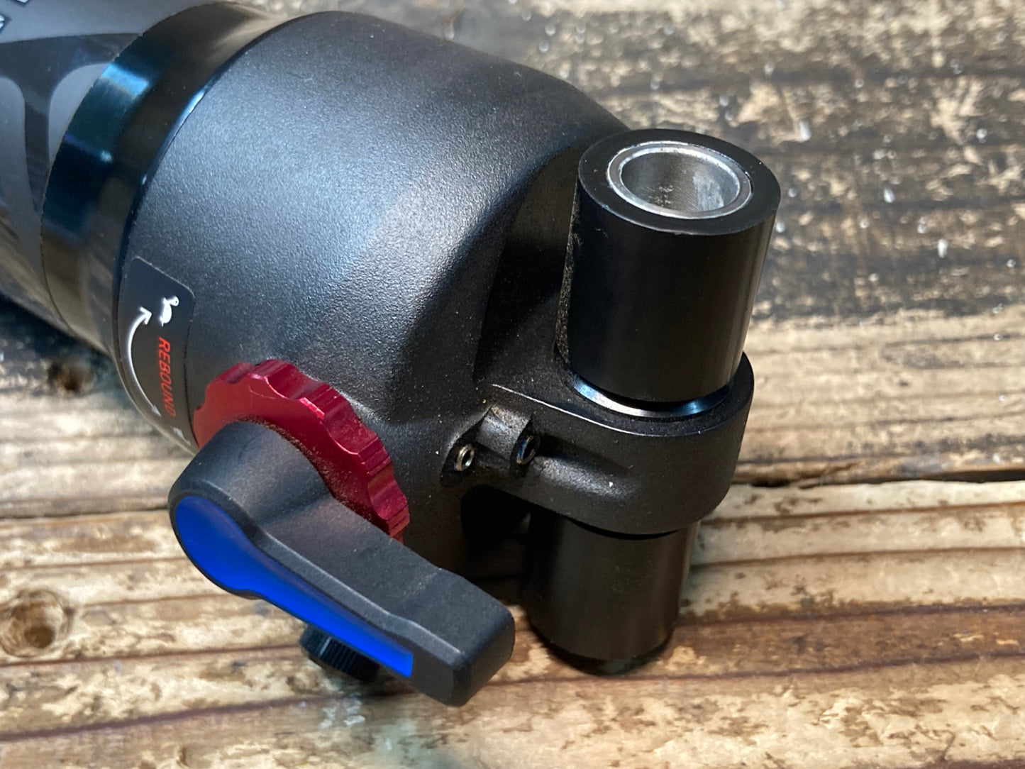 JC997 ロックショックス ROCKSHOX DELUXE SELECT+ リアサス 230×57.5