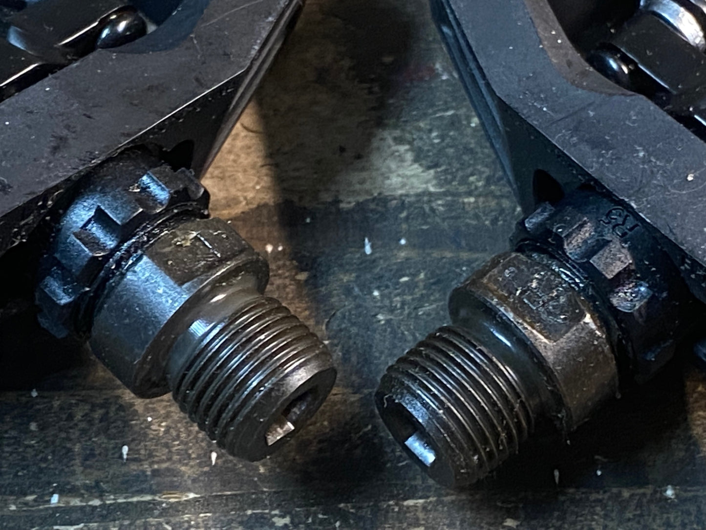 IS535 シマノ SHIMANO PD-T421 ビンディングぺダル 片面フラット SPD