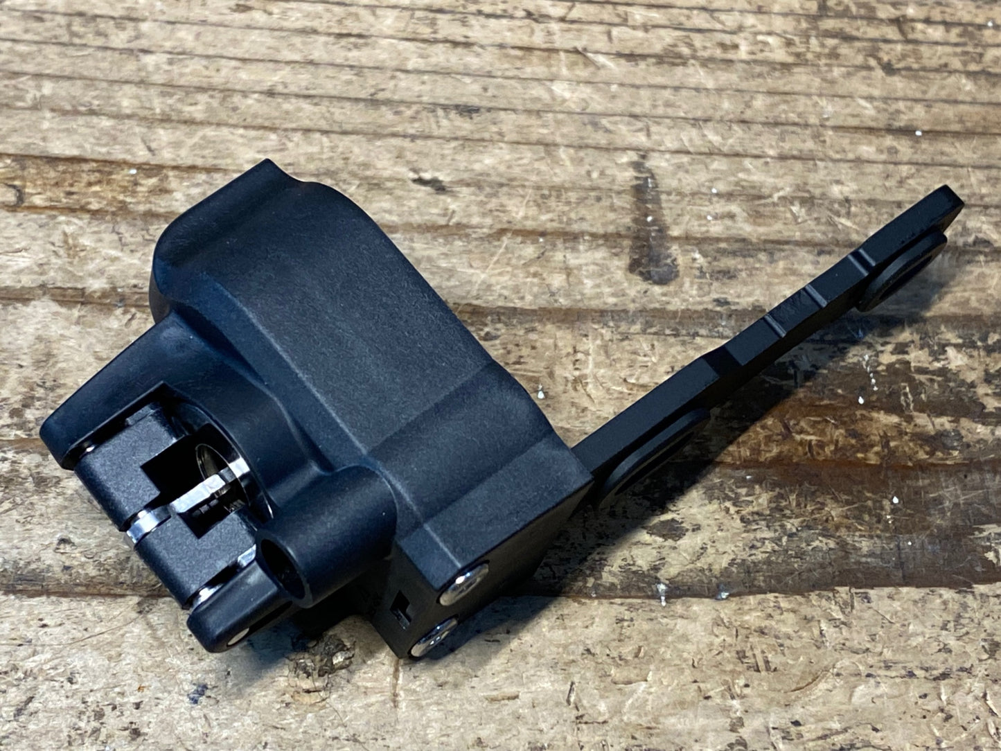 IR826 シマノ SHIMANO SM-BMR2-S 外付 Di2 バッテリーマウント 未使用