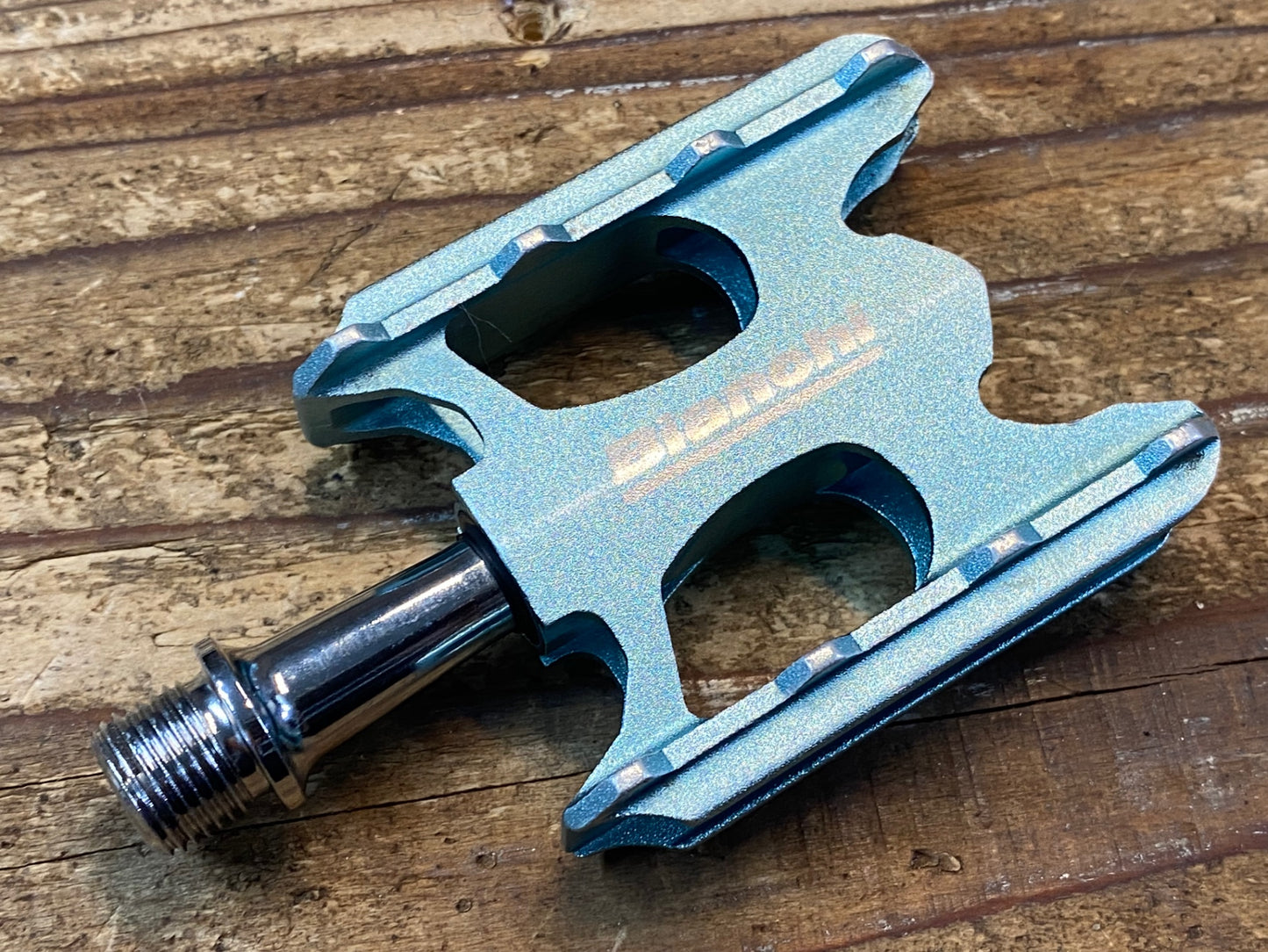 IQ562 ビアンキ Bianchi 純正 フラットペダル チェレステ