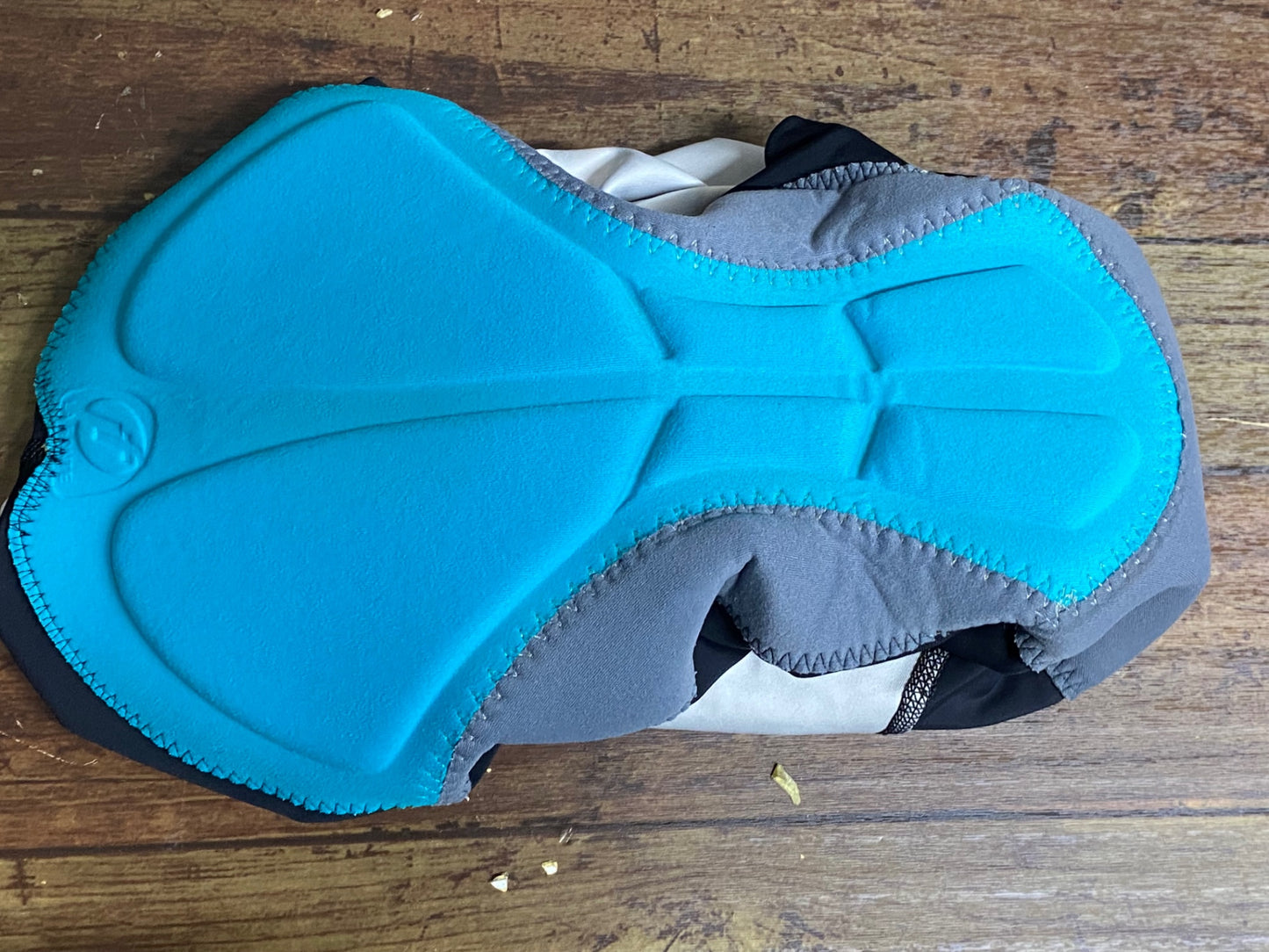 IY545 ウェイブワン WAVEONE ビブショーツ 黒黄 S