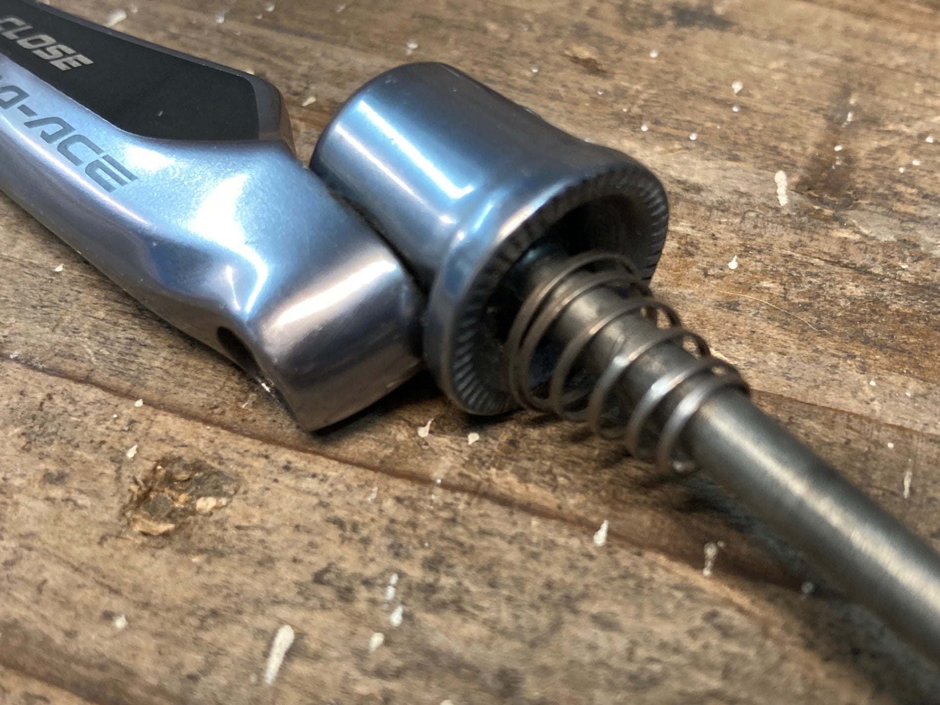 IN830 シマノ SHIMANO デュラエース DURA-ACE WH-9000 クイック