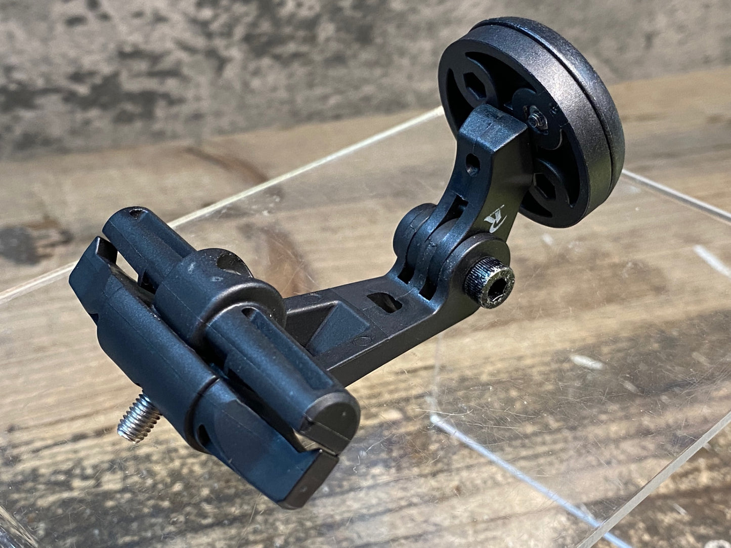 IW818 ガーミン GARMIN VARIA RTL 515 リアビューレーダー リアライト レックマウント付属 ※動作確認済み