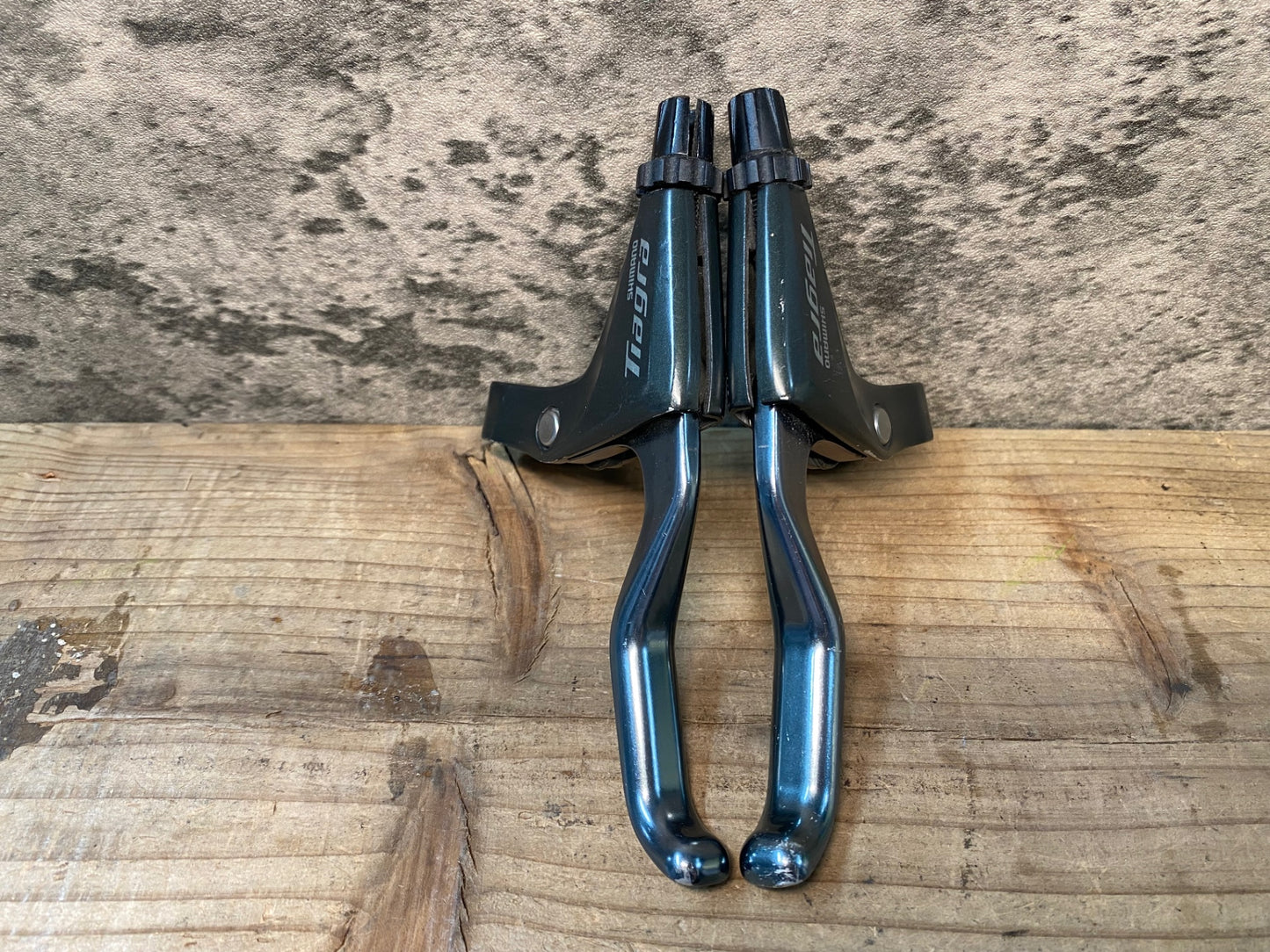 IT625 シマノ SHIMANO BL-4700 ブレーキレバー セット