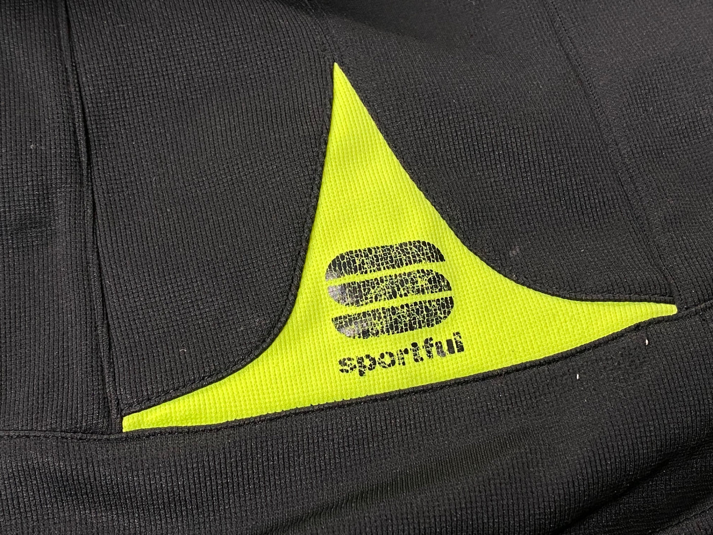 IZ551 スポーツフル sportful 長袖サイクルジャージ 黒 M 裏起毛 ほつれ ロゴヒビ