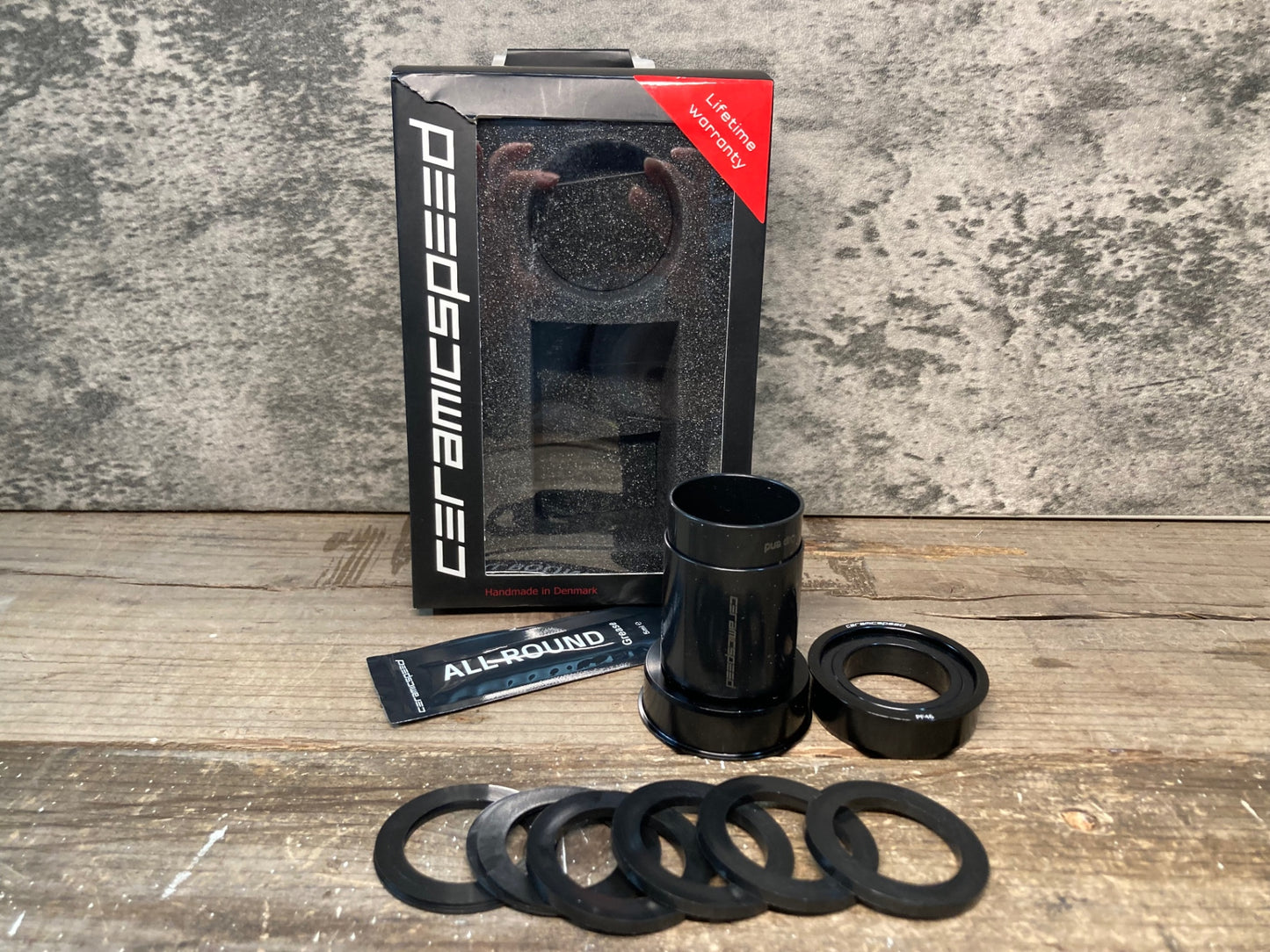 IS526 セラミックスピード CeramicSpeed BB ボトムブラケット BB386フレーム SRAM DUBクランク対応 Coated 未使用品