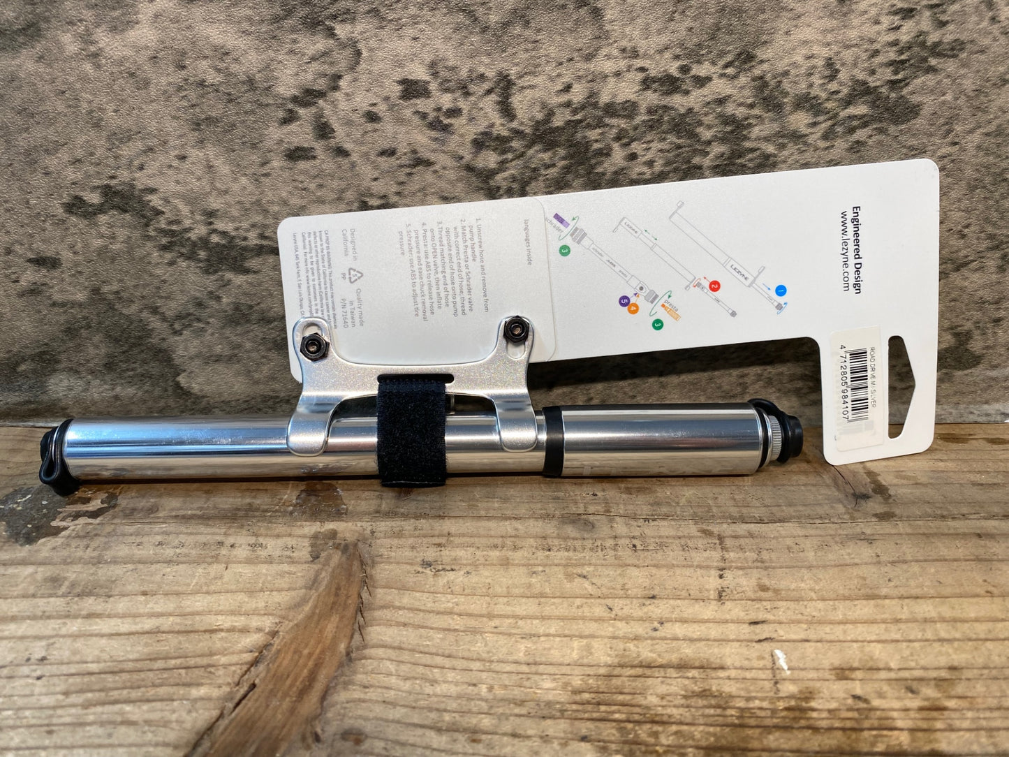 IV666 レザイン LEZYNE ROAD DRIVE 携帯ポンプ シルバー