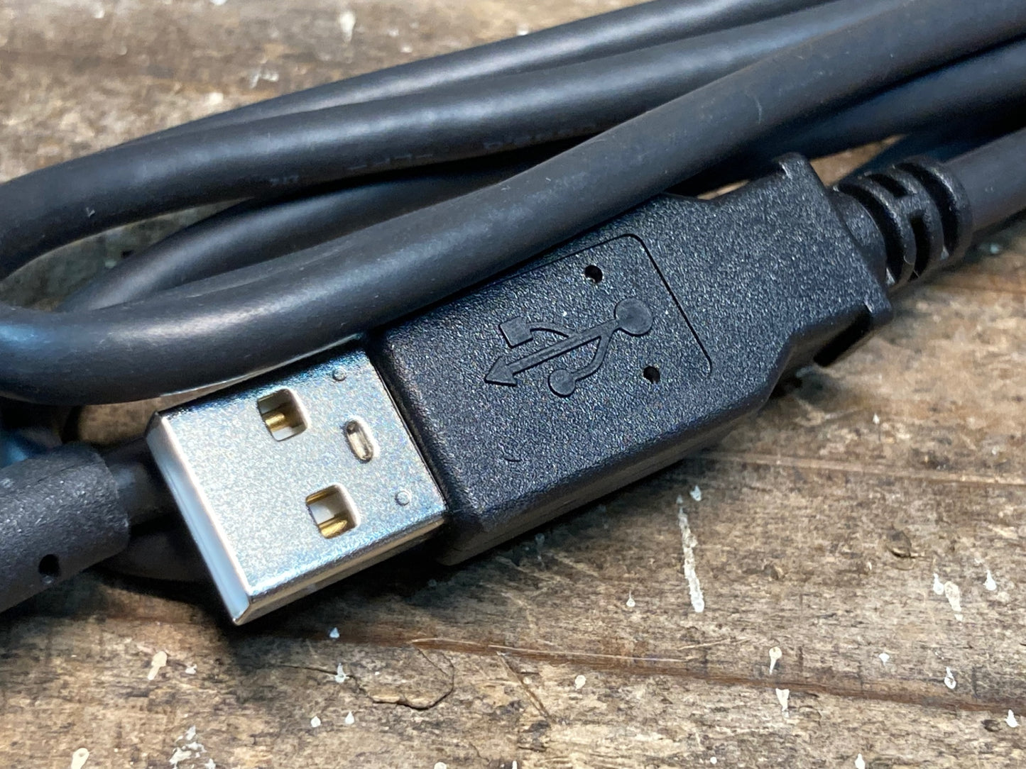 IQ092 シマノ SHIMANO EW-EC300 充電コネクター