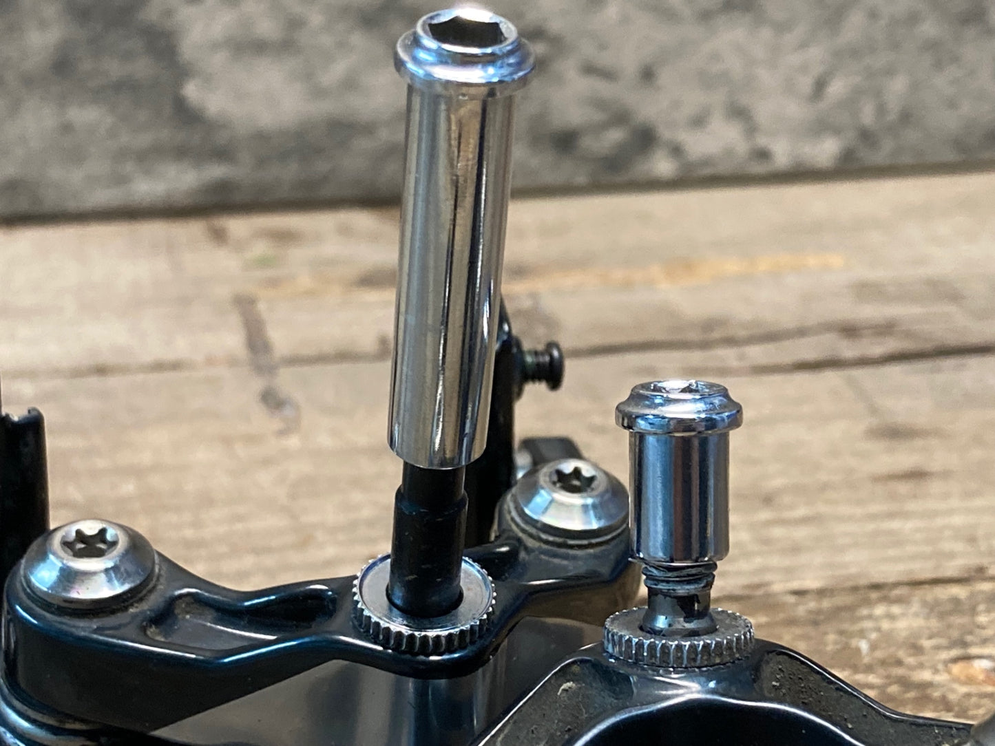 IT567 シマノ SHIMANO デュラエース DURA-ACE キャリパーブレーキ 前後セット