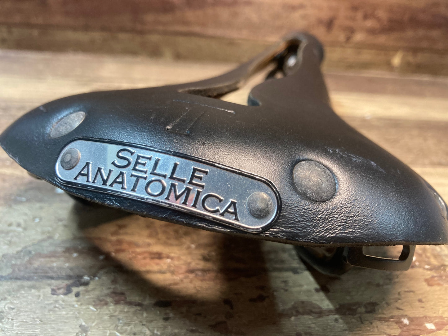 IK752 セラアナトミカ SELLE ANATOMICA 皮 サドル 黒