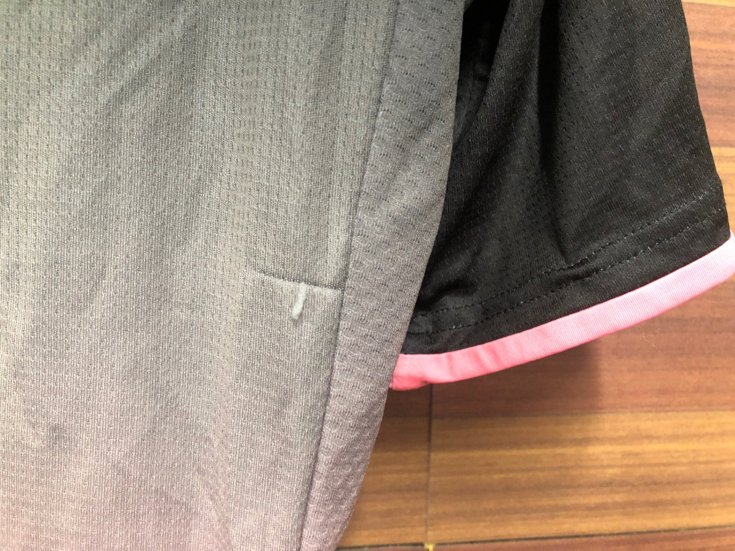 IT159 ラファ Rapha SUPER LIGHTWEIGHT JERSEY 半袖 サイクルジャージ 黒 ピンク S