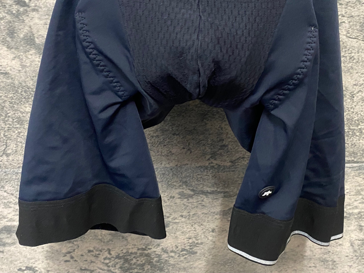 IW480 アソス Assos ST.100 CENT COMFORT FIT ビブショーツ 黒 S