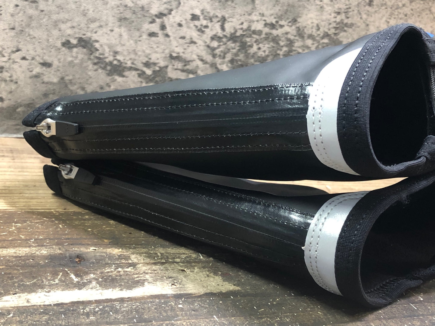 IR687 シマノ SHIMANO シューズカバー 黒 M 裏起毛