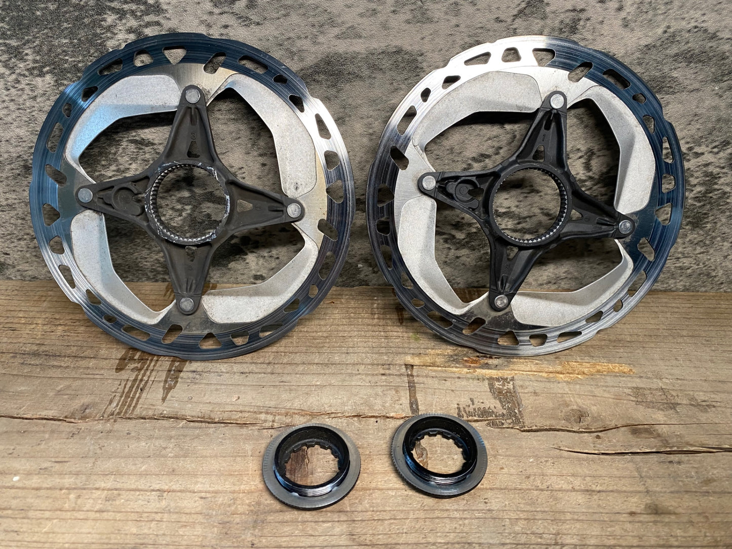 IX326 シマノ SHIMANO RT-MT800 ディスクブレーキローター Φ160/Φ160 2枚セット 厚さ1.7mm/1.75mm